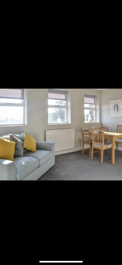 Village View Apartments 타인마우스 외부 사진